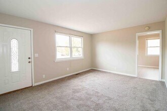 808 Helton Dr in Clarksville, TN - Building Photo - Building Photo
