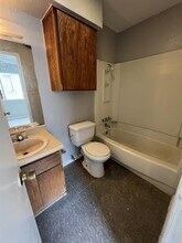 6801 Stonleigh Pl in Austin, TX - Building Photo - Building Photo