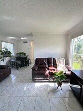 3901 SW 78th Ct in Miami, FL - Building Photo - Building Photo