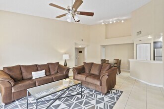 4159 N Haverhill Rd in West Palm Beach, FL - Building Photo - Building Photo