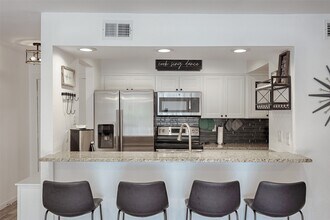 12500 Melville Dr in Montgomery, TX - Building Photo - Building Photo