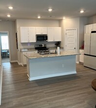 8160 Forest Edge Dr in Myrtle Beach, SC - Foto de edificio - Building Photo