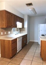 7001 Oak Meadow Cir in Austin, TX - Building Photo - Building Photo