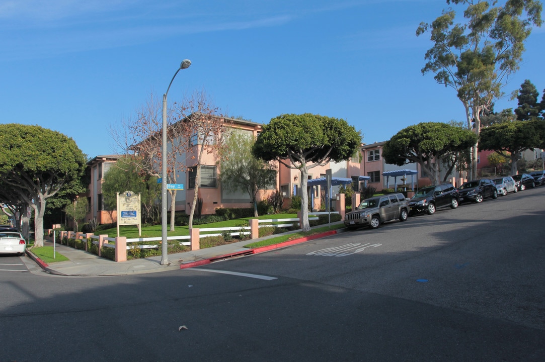 Bay Street Garden Apartments in Santa Monica, CA - Foto de edificio