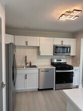 2403 Mallow Ct in Schaumburg, IL - Building Photo - Building Photo