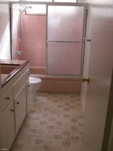 919 S Sherbourne Dr-Unit -Apt 2 in Los Angeles, CA - Building Photo - Building Photo