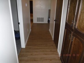 1500 Geary Cir in Yuba City, CA - Foto de edificio - Building Photo