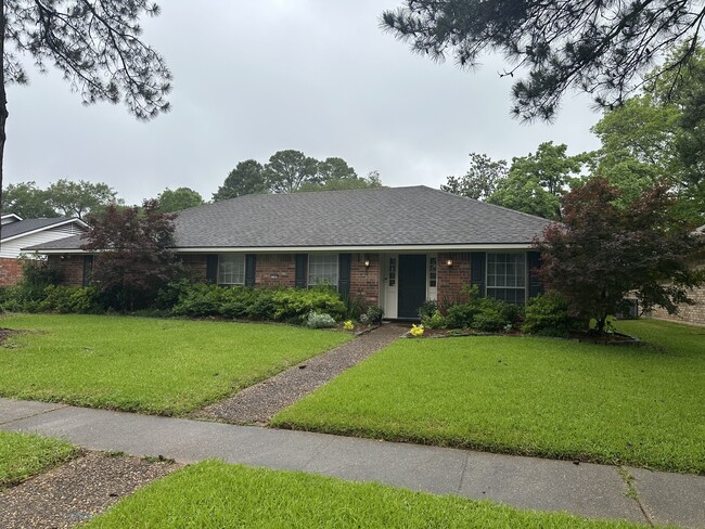 1540 Dora Ann Pl