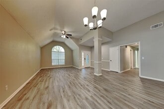 79 Rockridge Dr in Spring, TX - Building Photo - Building Photo