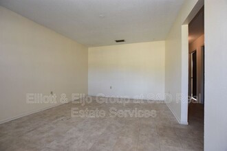 1139 W Mercury Dr in Lakeland, FL - Building Photo - Building Photo