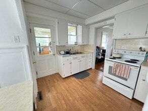 2033 Perth St, Unit House in Toledo, OH - Foto de edificio - Building Photo