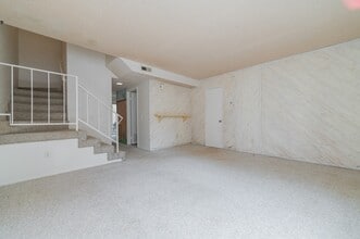 2533 Colgate Way in Riverside, CA - Building Photo - Building Photo