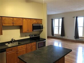 287 Gregory St in Rochester, NY - Building Photo - Building Photo
