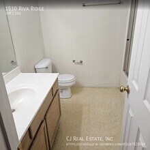 1510 Riva Ridge Ct in Columbia, MO - Foto de edificio - Building Photo