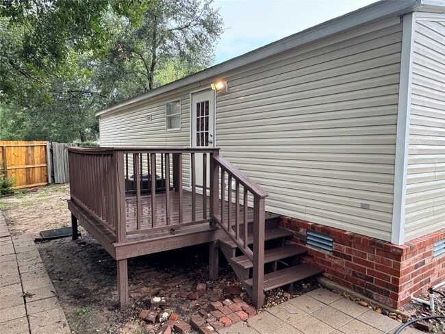 16506 Leafy Meadow Dr