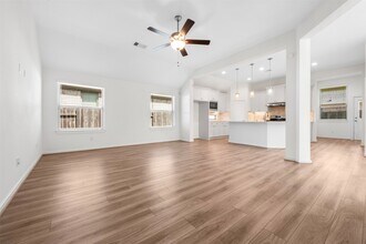 4607 Primrose Valley Ln in Fulshear, TX - Foto de edificio - Building Photo