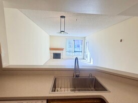 5895 Friars Rd, Unit 5408 in San Diego, CA - Building Photo