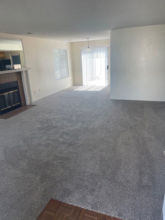 109 Marina Dr S in Lakeport, CA - Building Photo - Building Photo