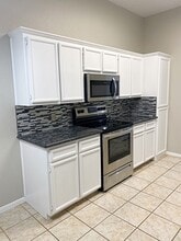 9170 Manion Dr in Beaumont, TX - Building Photo - Building Photo