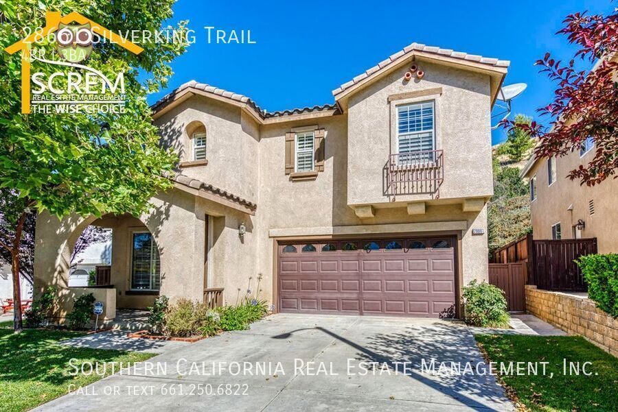 28661 Silverking Trail in Santa Clarita, CA - Building Photo