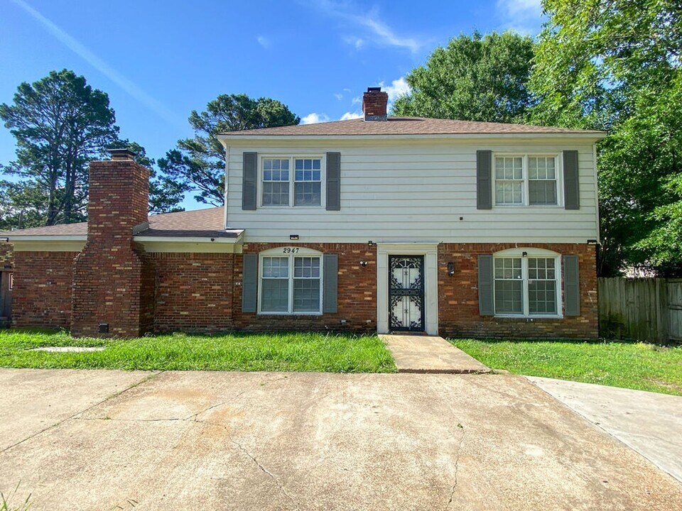 2947 Eagle Dr in Memphis, TN - Building Photo