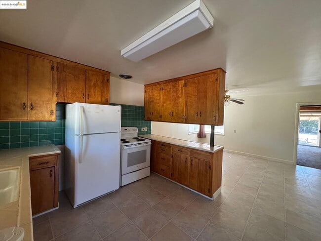 4764 Sellers Ave in Knightsen, CA - Building Photo - Building Photo