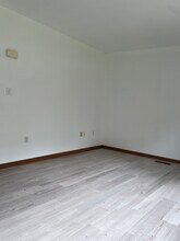 677 Valley Rd, Unit 1 in Brooktondale, NY - Foto de edificio - Building Photo