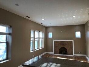 3234 W Grace St in Chicago, IL - Building Photo - Building Photo