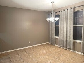 17525 Rock Port Rd in Laredo, TX - Building Photo - Building Photo