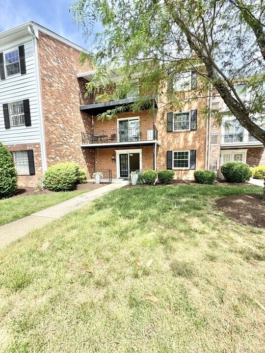 20 Wharfside Rd in Henrico, VA - Building Photo