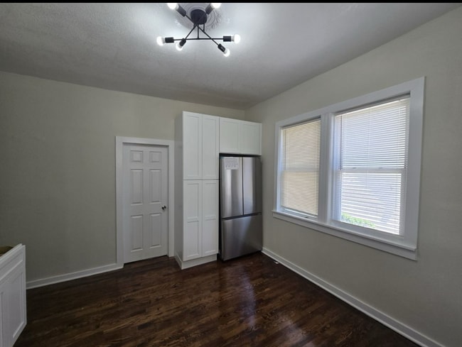 1726 N Arlington Pl, Unit LowerUnit in Milwaukee, WI - Building Photo - Building Photo