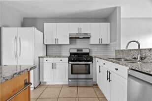 15835 S Alley Ct in Houston, TX - Building Photo