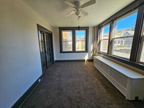 1314 Vine St in Mckees Rocks, PA - Building Photo - Building Photo