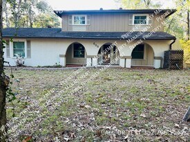 608 SW 80th Blvd in Gainesville, FL - Building Photo