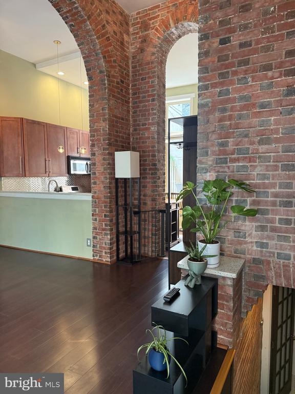 property at 2200 Pine St