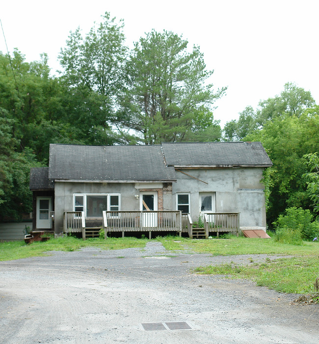 118 Baker St in Middleburgh, NY - Building Photo - Building Photo