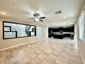 856 Via Serenelia in Henderson, NV - Building Photo - Building Photo