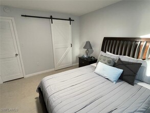 170 Turtle Lake Ct in Naples, FL - Building Photo - Building Photo