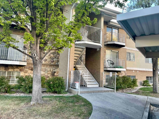 property at 1303 Riverside Ave