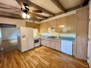 265 View Dr in Sedona, AZ - Building Photo - Building Photo