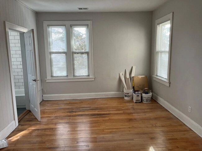 1435 Marshall St NE-Unit -2 in Minneapolis, MN - Building Photo - Building Photo