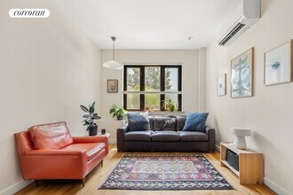 227 34th St in Brooklyn, NY - Building Photo - Building Photo