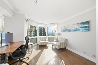 195 N Harbor Dr in Chicago, IL - Building Photo - Building Photo