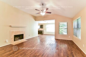 7707 High Village Dr in Houston, TX - Building Photo - Building Photo