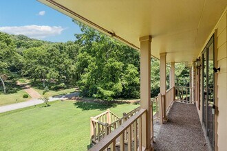 1972 Sunnyside Dr in Brentwood, TN - Building Photo - Building Photo