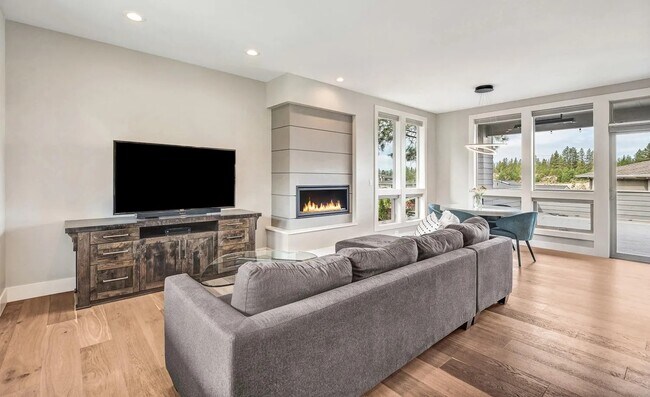 property at 1315 Northwest Mount Washington Drive