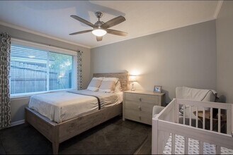 6022 Woodbrook Ln in Houston, TX - Building Photo - Building Photo