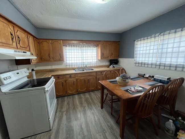 255 Peachtree Dr in Lee, FL - Building Photo - Building Photo
