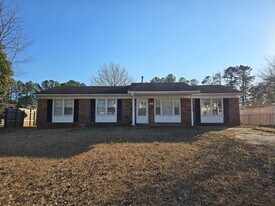 6615 Keeler Dr in Fayetteville, NC - Building Photo