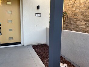 152 Pattern in Irvine, CA - Building Photo - Building Photo
